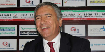 Cosenza, il ds Meluso ai saluti: c’è il Lecce