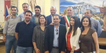 La fascia tricolore a Parrilla, proclamato il nuovo sindaco di Ciro’ Marina