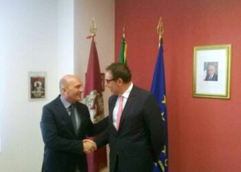 Crotone, il sindaco Pugliese incontra il questore Claudio Sanfilippo