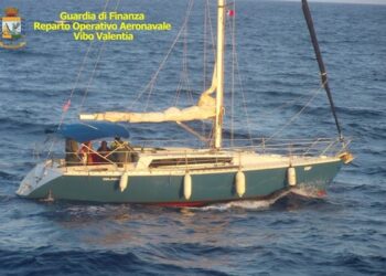 Sbarco di 16 migranti a Isola Capo Rizzuto, fermati due ucraini