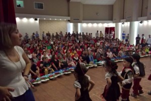 Spettacolo di fine anno 2016 Baby Kinder Park di Cirò Marina (1)