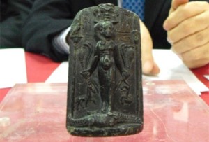 Stele di Horo sui coccodrilli