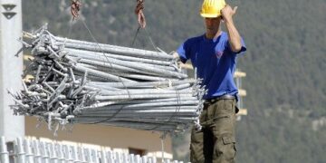 Incidente mortale sul lavoro a Ciro’ Marina, Cgil: occorrono più controlli