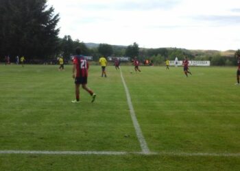 FcCrotone – Real Fondo Gesu’: prima uscita dei rossoblu’ sul ridotto terreno dell’Hotel la Fattoria in localita’ Moccone
