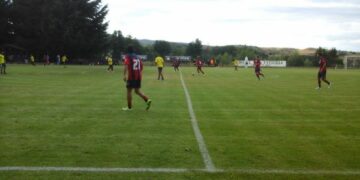 FcCrotone – Real Fondo Gesu’: prima uscita dei rossoblu’ sul ridotto terreno dell’Hotel la Fattoria in localita’ Moccone