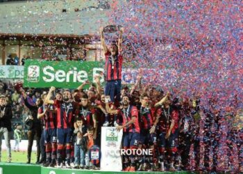 Calendario Serie A, fermento per il Crotone: sorteggio in diretta streaming