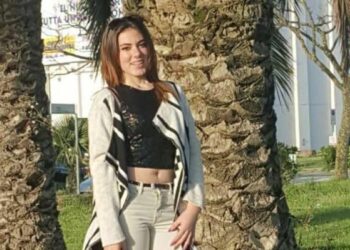 Quindicenne travolta da treno a Fuscaldo, oggi i funerali