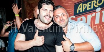 Gomorra, folla in delirio a Ciro’ Marina per Genny Savastano