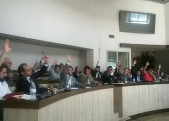 Crotone, stadio Ezio Scida e Aeroporto Sant’Anna unanimità del Consiglio