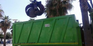 Crotone, il lungomare Gramsci non avrà più le “palle”