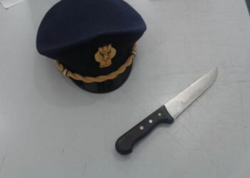 Ubriaco con un coltello da 17 centimetri, paura a Cosenza