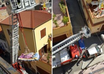 E’ sovrappeso e sta male, pompieri lo prelevano dalla finestra