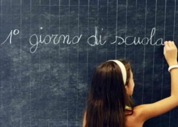 Scuola, apertura anticipata il 12 settembre a Ciro’ Marina