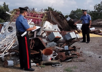 Sequestrata discarica abusiva con rifiuti speciali a San Nicola dell’Alto