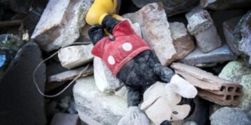 Ciro’ Marina, bambino dona regali di compleanno ai terremotati