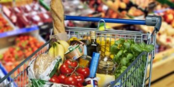 Crotone, pubblicato l’avviso per il sostegno alle famiglie in condizione economiche disagiate