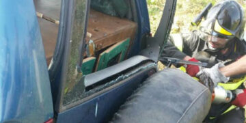 Incidente stradale fra due autovetture a Isola Capo Rizzuto