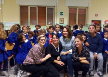 Libriamoci 2016 al Ferrari di Ciro’ Marina con le terze elementari