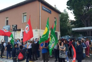manifestazione-riprendiamoci-il-treno-a-mandatoriccio