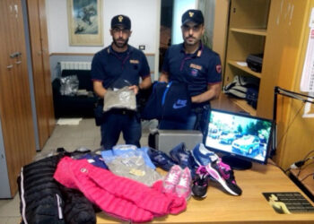 Trovato con prodotti taroccati, denunciato 27enne di Cariati