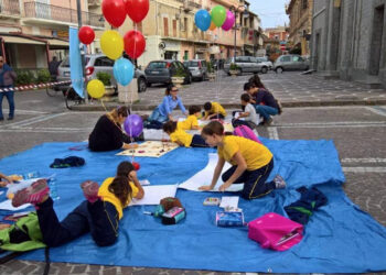 Ciro’ Marina, Piccoli artisti pittori del Baby Kinder e del plesso Ferrari in Piazza