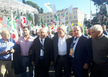 Il Presidente della Regione, a Roma per la manifestazione del Pd a favore del Si