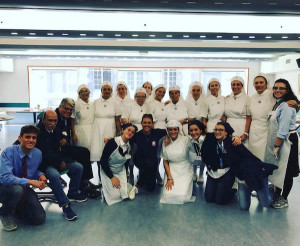 Giusy Versace al refettorio dellHopital Saint Frai di Lourdes