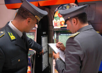 Guardia di Finanza: Videogiochi con il ”trucco” a Vibo Valentia