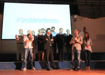 #lacalabriacherema in piazza per raccogliere idee e proposte