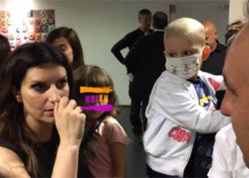 La Mamma e Papa’ di Giulia rispondono a Laura Pausini