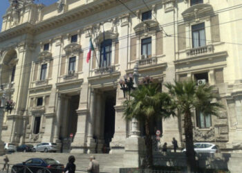 Scuola, nuovo bando finanziato dal FSE, stanziati 240 milioni di euro