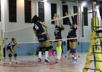 Pallavolo, La prima giornata di campionato della wecar crotone non inizia con il piede giusto