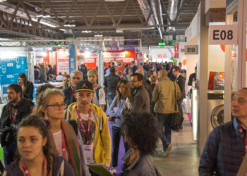 Franchising: in grande ripresa l’Abbigliamento, crescono il Food e la Telefonia