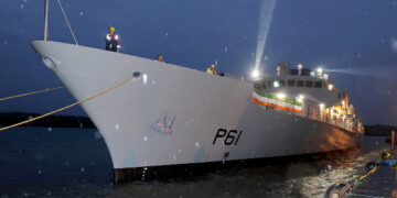 Sbarco motonave ‘Samuel Beckett’ con a bordo 655 migranti