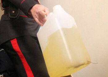 Disperato minaccia di darsi fuoco, salvato dai Carabinieri e dal 118