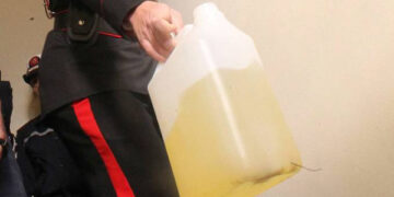 Disperato minaccia di darsi fuoco, salvato dai Carabinieri e dal 118