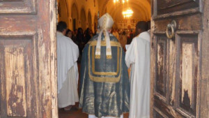 chiusura-della-porta-santa-della-basilica-di-umbriatico27a