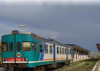 Crotone, “Piazza 16 novembre” ricorda le 12 vittime dello scontro tra due treni