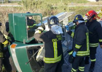 Incidente stradale in località Passo Vecchio Crotone, feriti coppia di anziani
