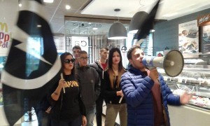 lamezia-blitz-del-blocco-studentesco-al-mcdonalds