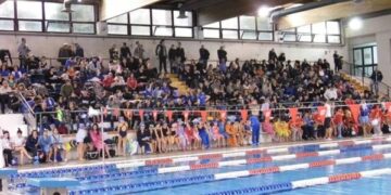35 atleti della Piscina Neysis di Ciro’ Marina, pronti per la stagione agonistica