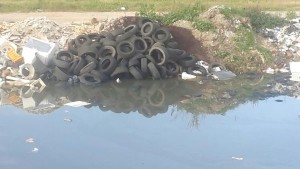 rinvenuta-discarica-di-pneumatici-dalla-polizia-ambientale-di-ciro-marina