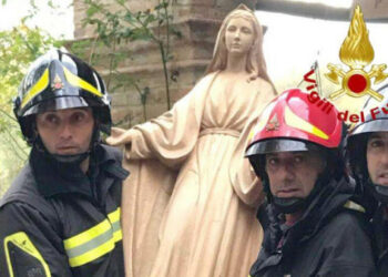 Continua il lavoro dei Vigili del Fuoco di Crotone nelle zone del terremoto