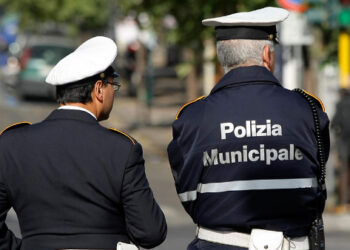 Controlli negli esercizi pubblici dai Carabinieri e Polizia Municipale di Mesoraca