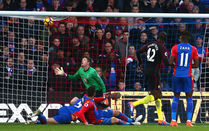 City e Liverpool in testa. Mazzarri batte Ranieri