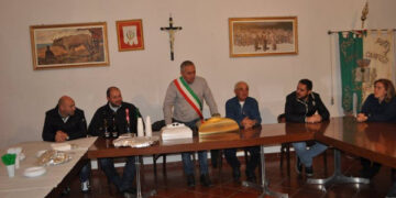 Carfizzi, dopo oltre trent’anni di lavoro, dipendente comunale in pensione