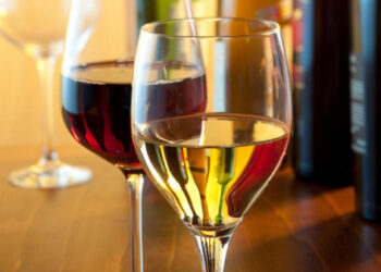 Manifestazione territoriale a Torre Melissa, protagonisti: Vino novello e Carne podolica