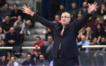 Repesa: "Il momento è delicato, non fischiateci"