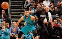 Belinelli perde in volata. Gallo, ancora uno stop