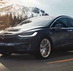 Una Tesla in leasing? Ora è possibile anche in Italia